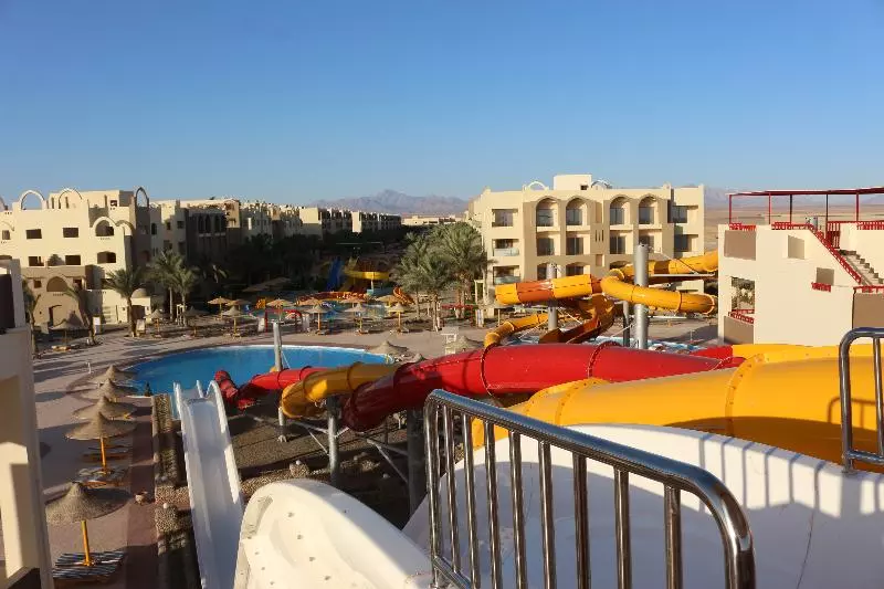 هتل El Karma Beach Resort & Aqua Park - Hurghada