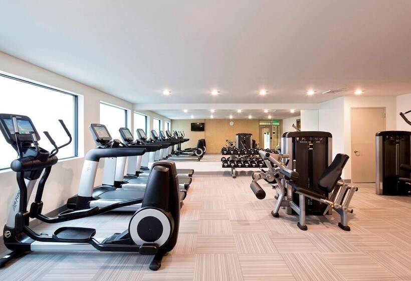 فندق Element Harrison  Newark