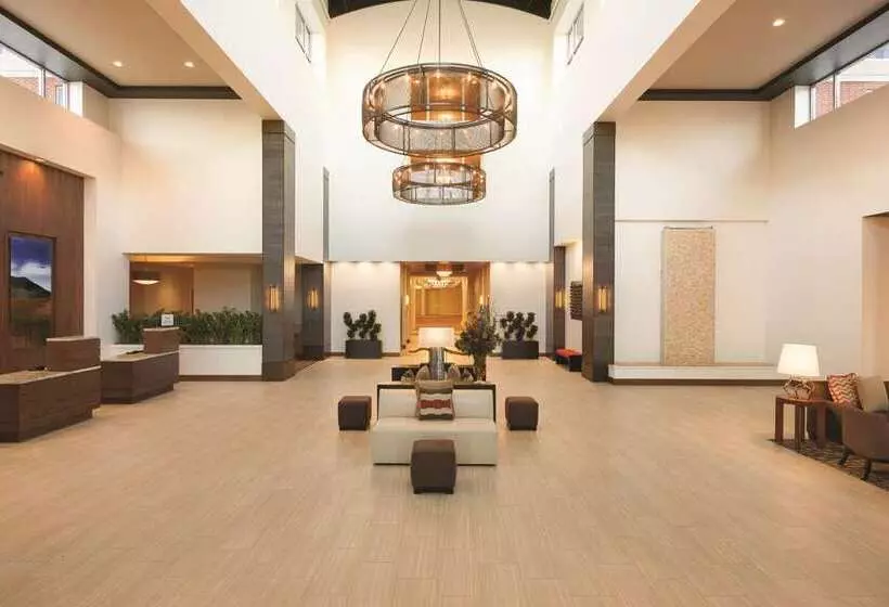 ホテル Embassy Suites Oklahoma City Downtown/medical Center