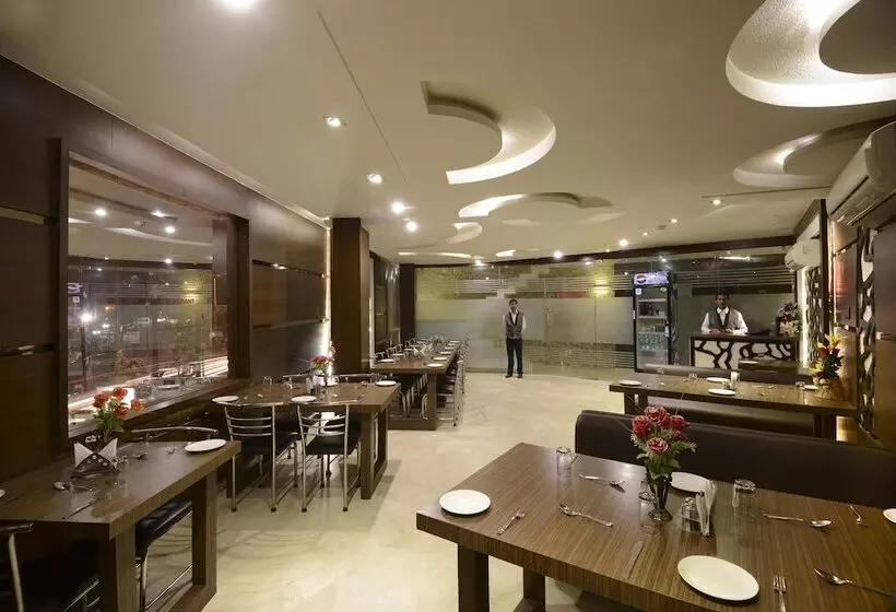 Hôtel Maniram Palace