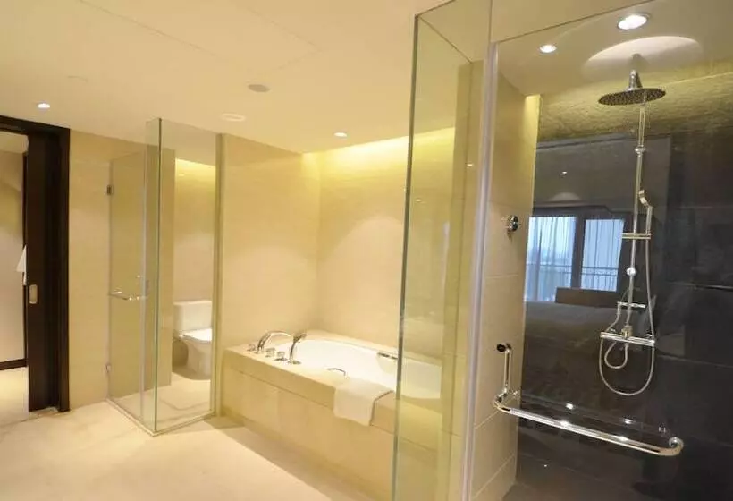 Hotel Holiday Inn Airport Guangzhou By Ihg