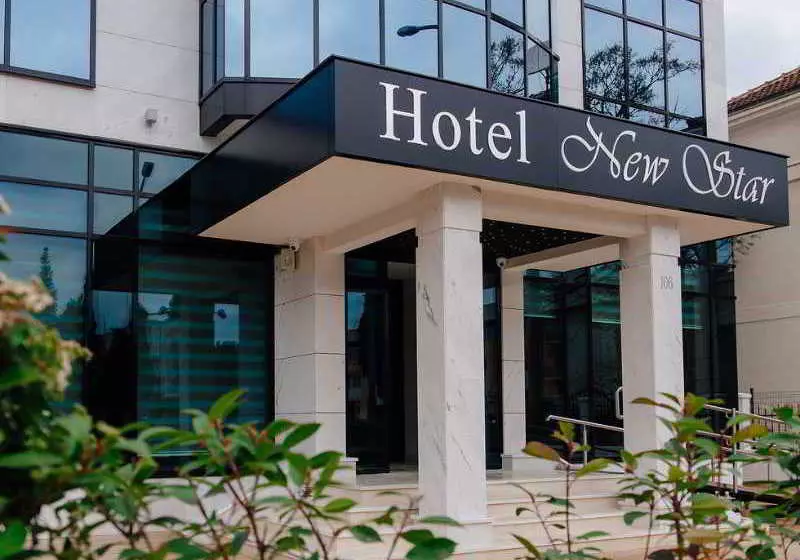 هتل New Star