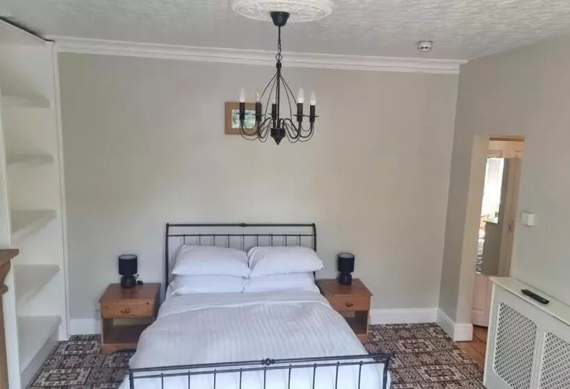 호텔 Norfolk Guest House