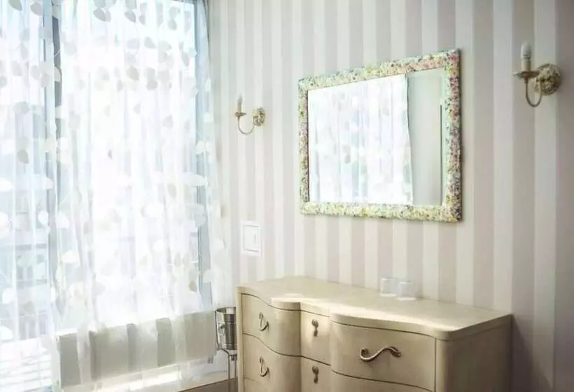 فندق Ost West Club