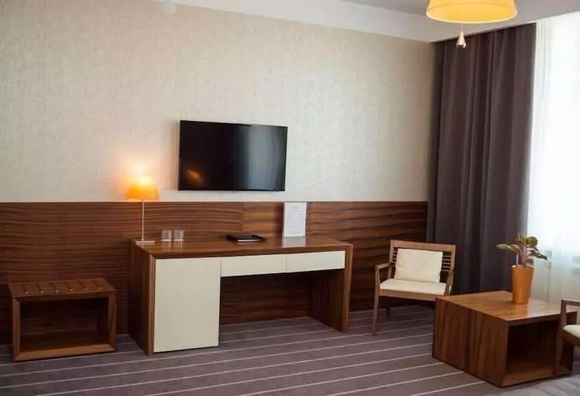 فندق Ost West Club