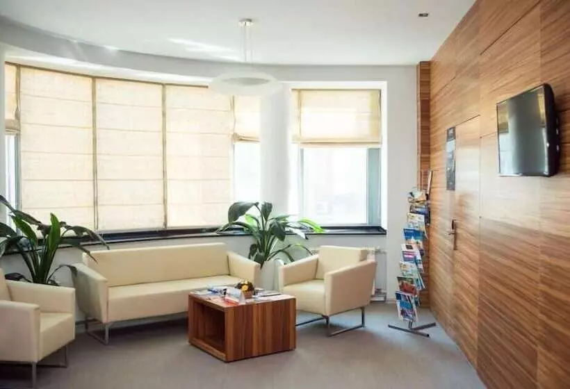 فندق Ost West Club