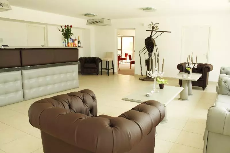 Hotel Adonis Aix En Provence