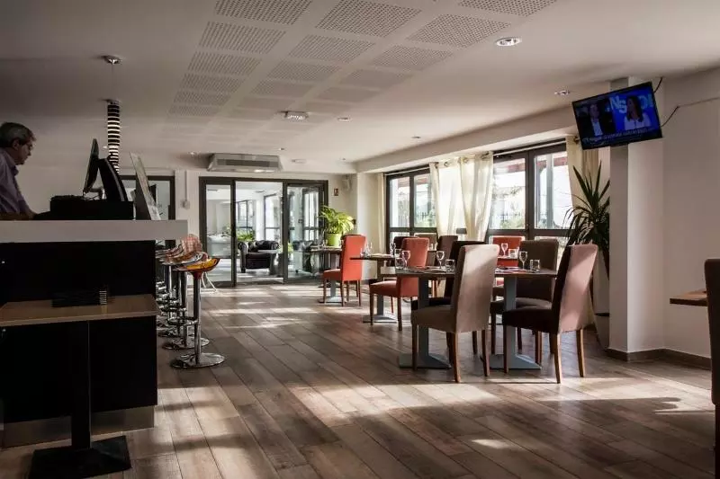 Hotel Adonis Aix En Provence