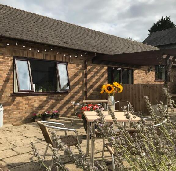 酒店 Smithaleigh Farm Rooms And Apartments