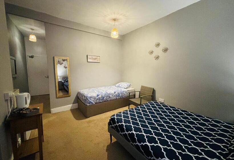 Le Papillon Hotel Blackpool