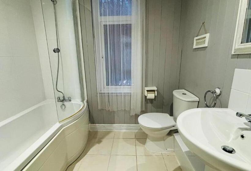 Le Papillon Hotel Blackpool