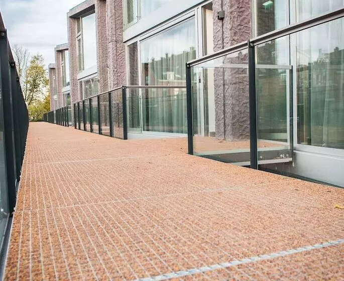 Yays Amsterdam Prince Island By Numa