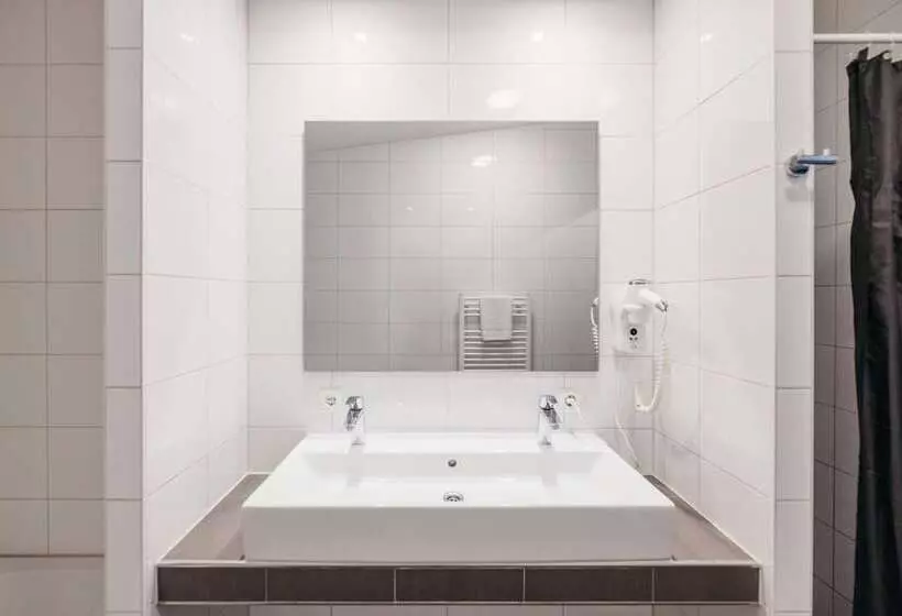 Yays Amsterdam Prince Island By Numa