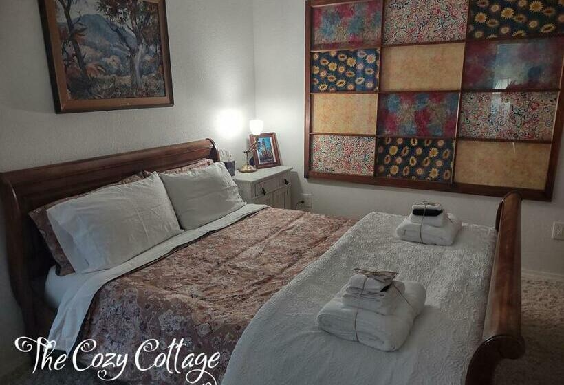 بنسيون Cozy Cottage