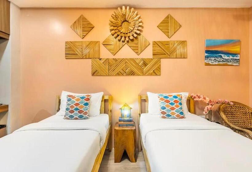 Rain Airport Bed And Breakfast