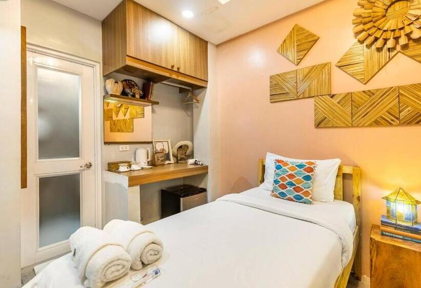 Rain Airport Bed And Breakfast