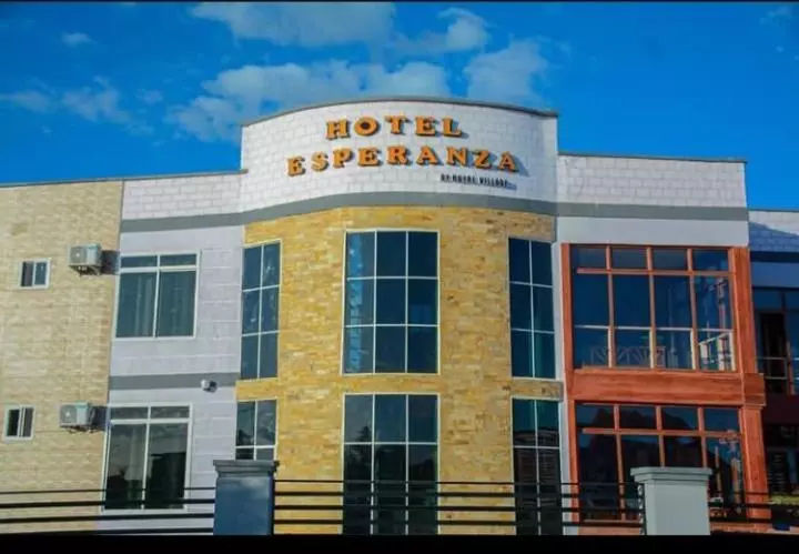 هتل Esperanza