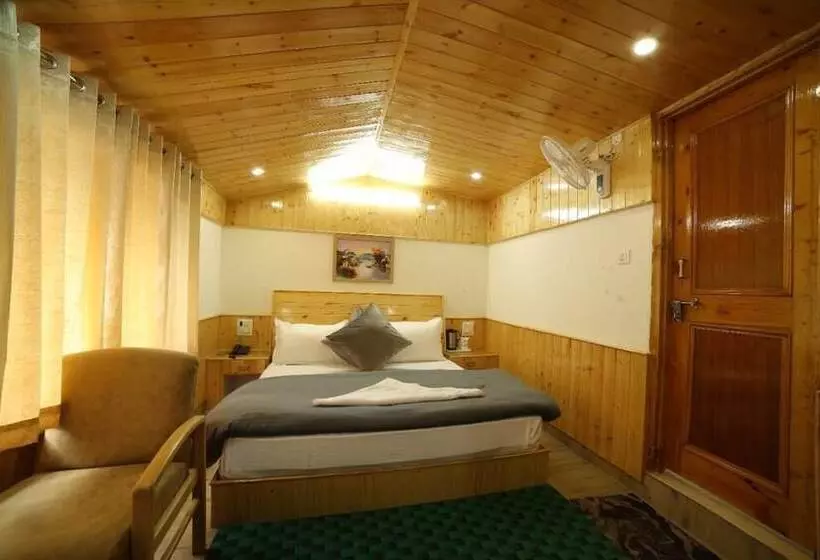 ホテル Little Italy Inn