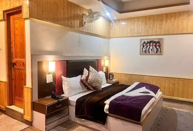 ホテル Little Italy Inn