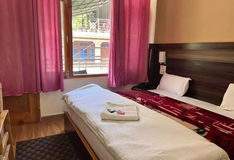 ホテル Little Italy Inn