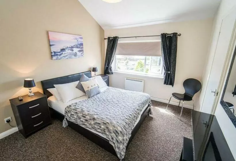 Lomakeskus Amroth Castle Holiday Park