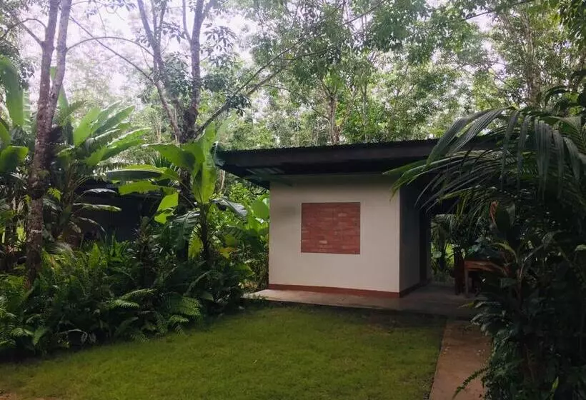 هتل Baansuan Suksangob Farm Stay
