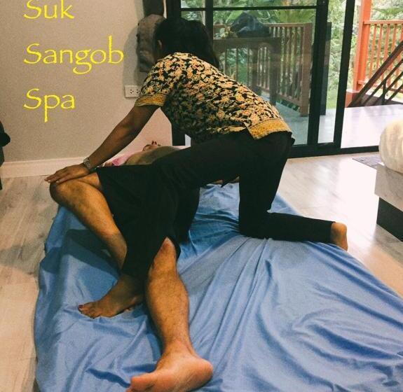 酒店 Baansuan Suksangob Farm Stay