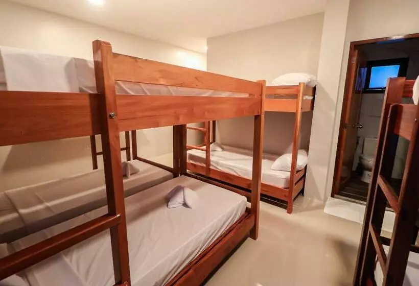 Hotelli Josefina S Tourist Inn