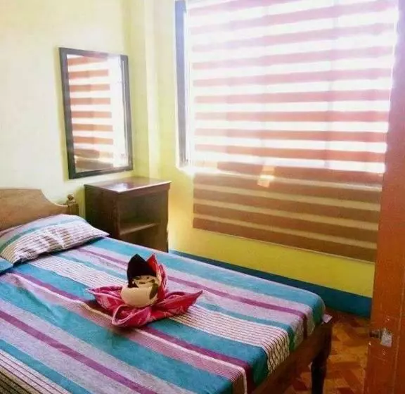 ホテル Livin S Inn Tuguegarao