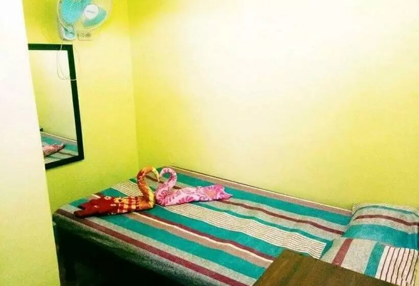 ホテル Livin S Inn Tuguegarao