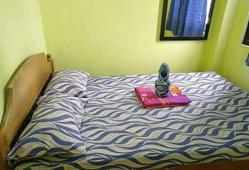 فندق Livin S Inn Tuguegarao