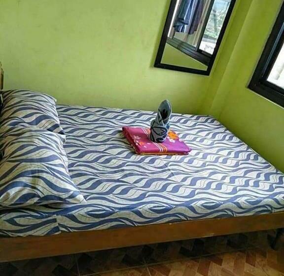 فندق Livin S Inn Tuguegarao