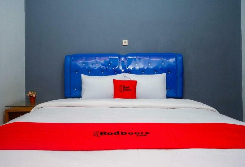 בית מלון כפרי Reddoorz At Pakuncen Malioboro Yogyakarta