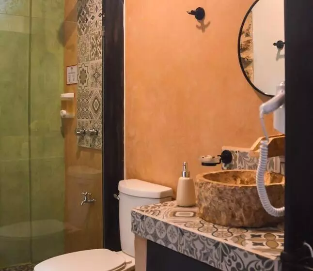 هاستل Habitaciones Colonial Zaci