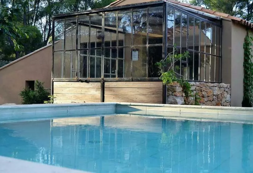 Aamiaismajoitus (B&B) Les Pieds Tanqués   Chambres D Hôtes   Calanque à Pieds