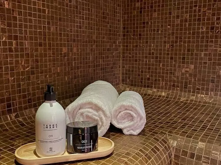 ホテル L Invitation Au Voyage   Hôtel & Spa
