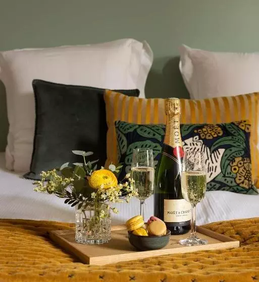 ホテル L Invitation Au Voyage   Hôtel & Spa
