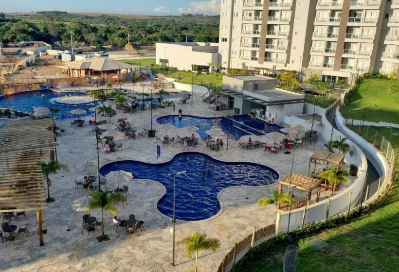 בית מלון כפרי Lagoa Ecotowers