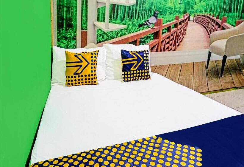 Отель Spot On 91697 Nyaman Homestay Syariah