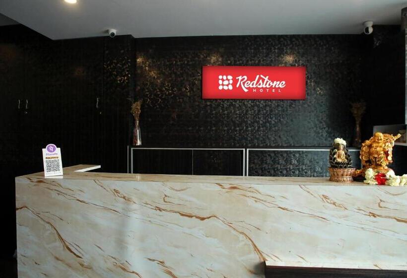 Redstone Hotel Near Us Consulate Nungambakkam