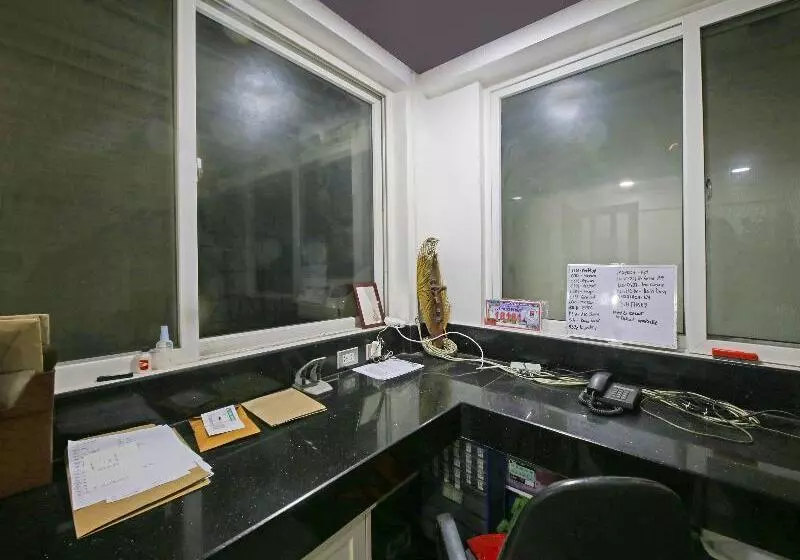 هتل Bernbon Condominiuim Manila