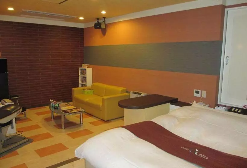 ホテル アルファ