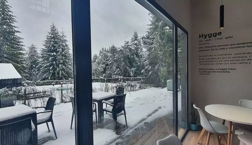 تختخواب و صبحانه Hygge Haus