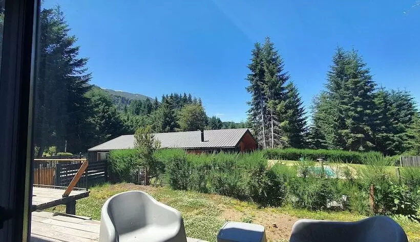 تختخواب و صبحانه Hygge Haus