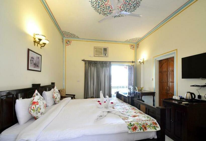 تختخواب و صبحانه Jaipur Vintage House