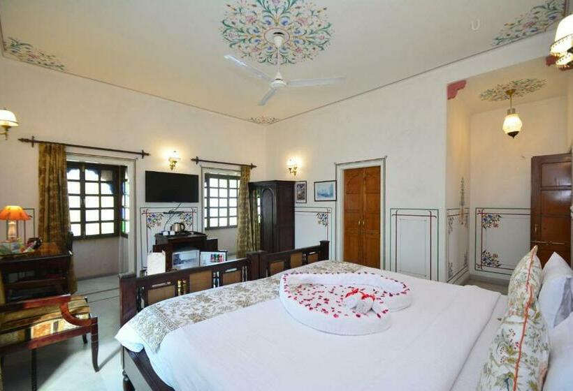 تختخواب و صبحانه Jaipur Vintage House