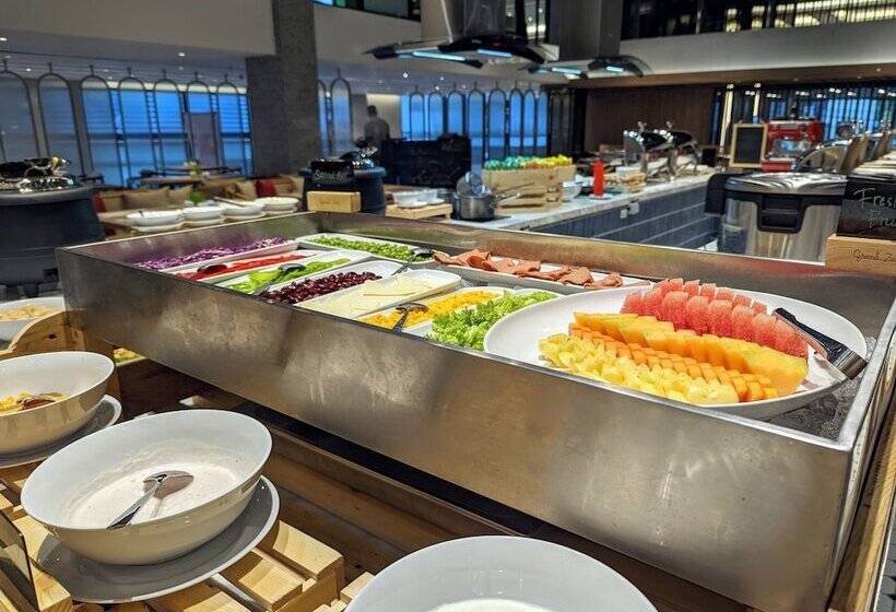 호텔 Grand Zuri Lubuklinggau