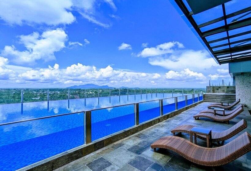 호텔 Grand Zuri Lubuklinggau