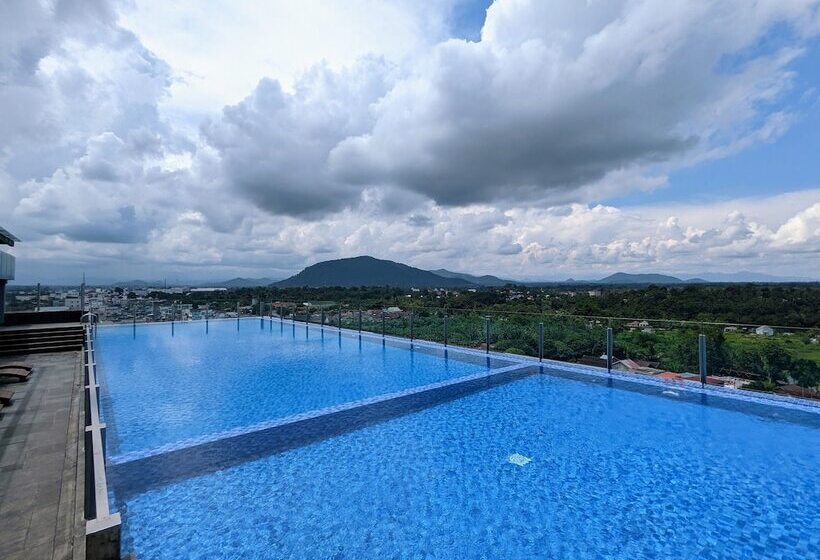 호텔 Grand Zuri Lubuklinggau