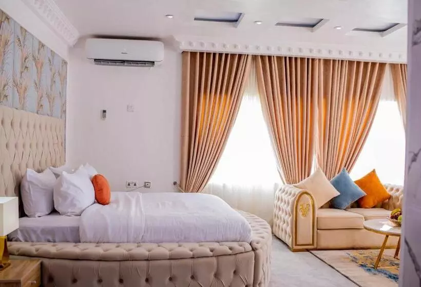 هتل Mondeestars Luxury Home